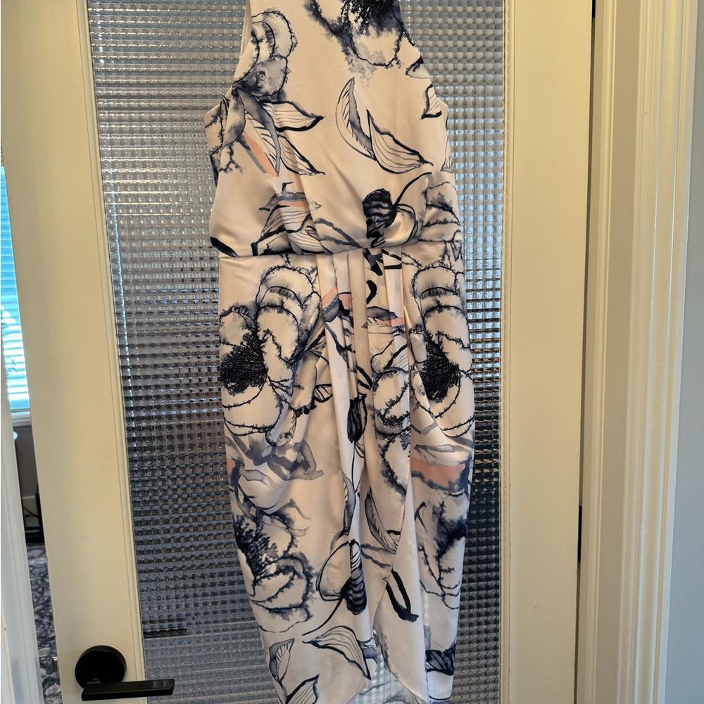 Chelsea28 Floral Print Dress in White and Blue